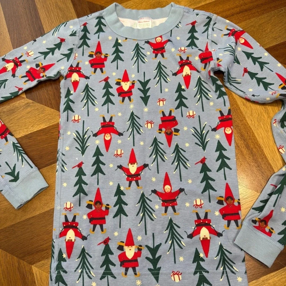 Hanna Andersson Kids Pajamas in Red and Green Gnome print